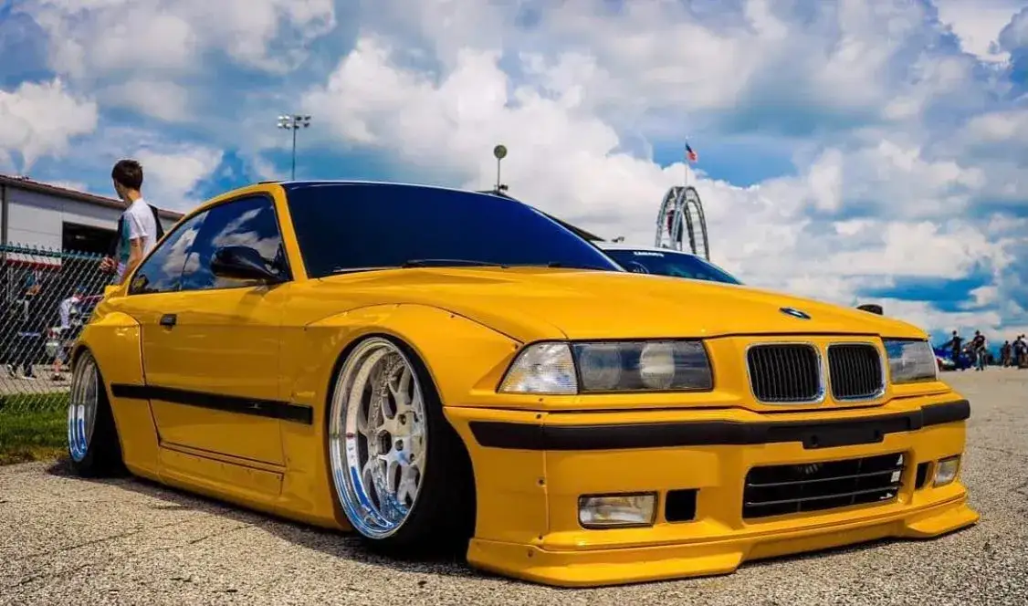 Zdjęcie Najlepsze body kits dla BMW E36 - porównanie i ceny dostępnych opcji