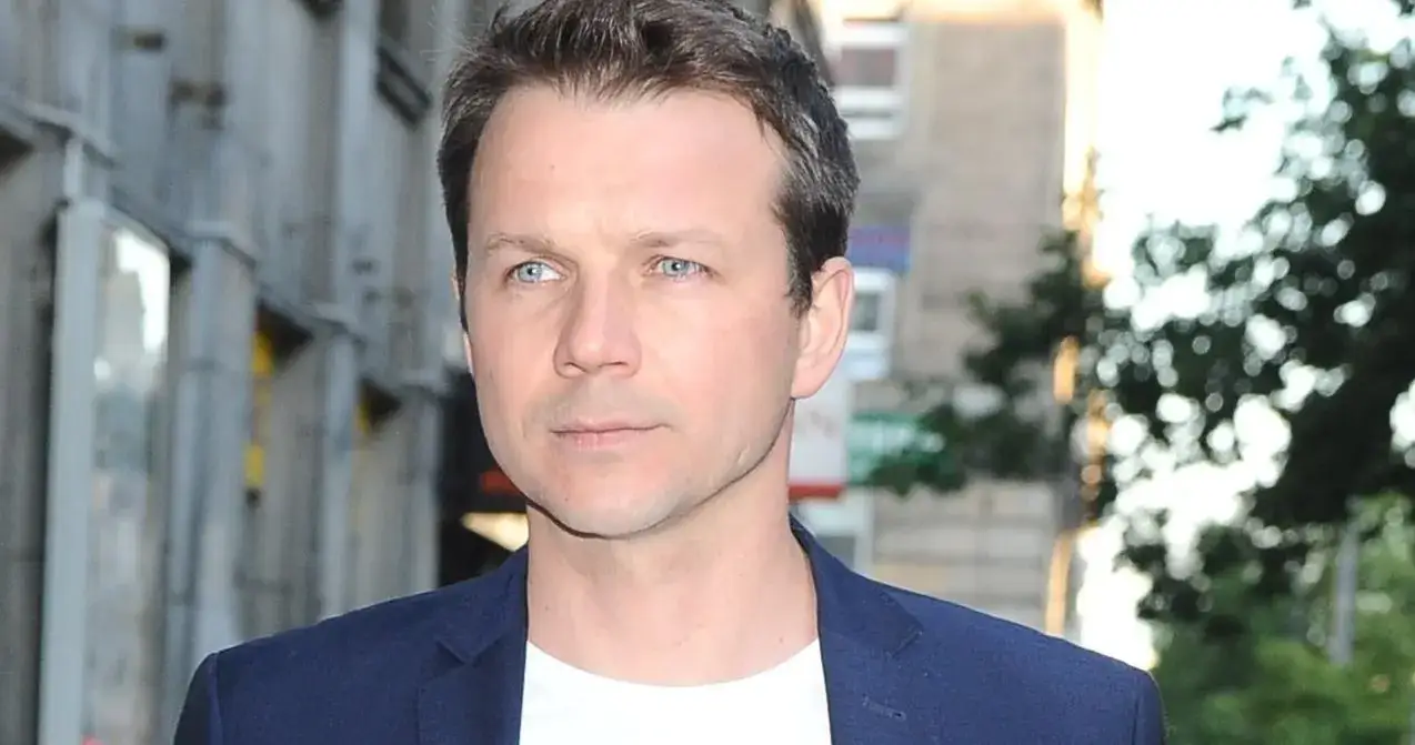 Zdjęcie Lesław Żurek: Fascynująca biografia i osiągnięcia aktora w teatrze