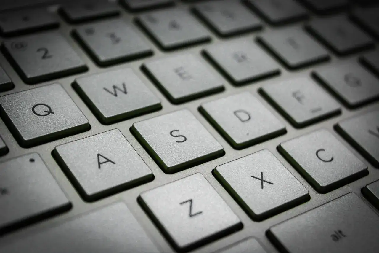 Zdjęcie Kultowy klawisz zniknie z klawiatury Microsoft po 30 latach.