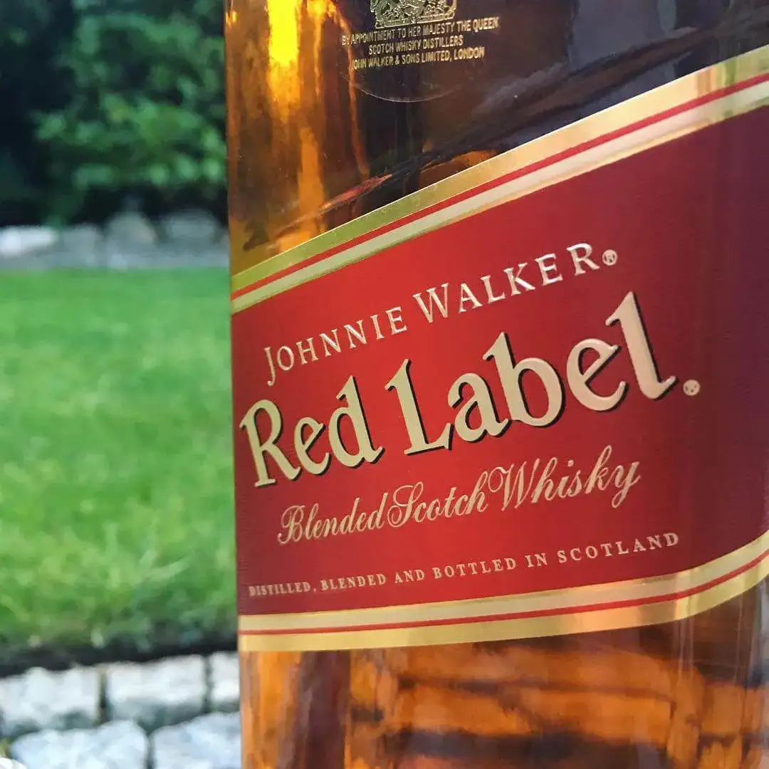 Zdjęcie Skąd pochodzi whisky? Fascynująca historia i tajemnice tego trunku