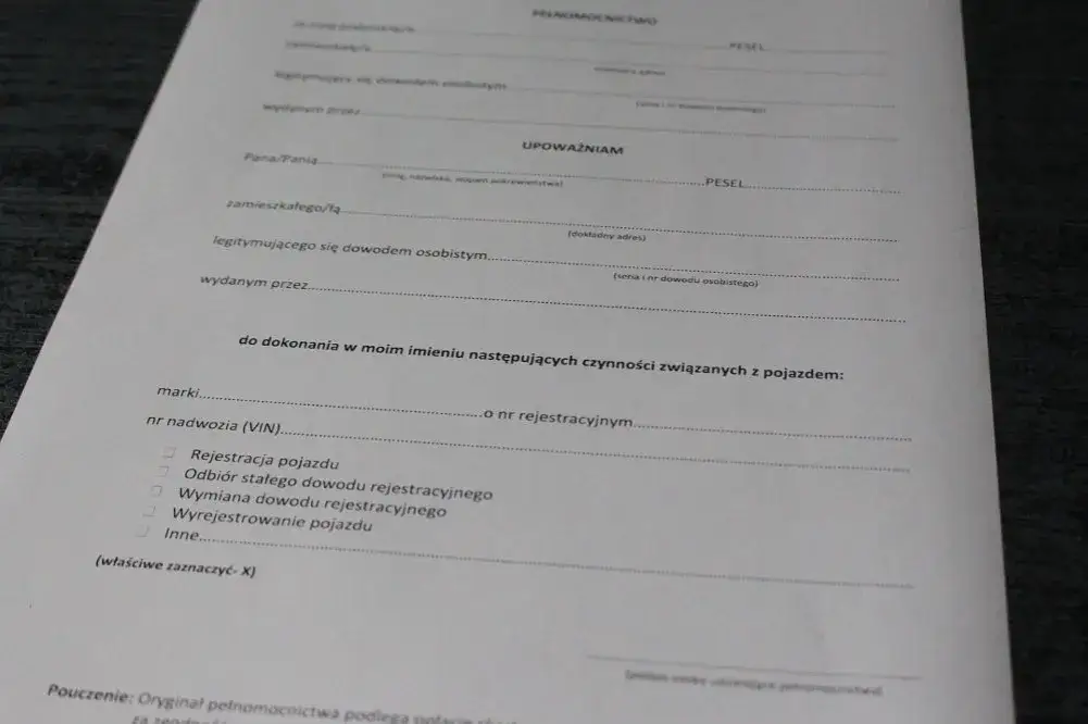 Zdjęcie Jak napisać upoważnienie do wyrejestrowania samochodu krok po kroku bez błędów