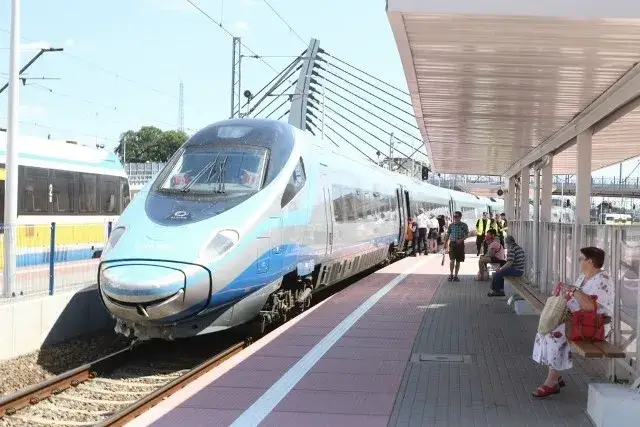 Zdjęcie Pendolino jedzie do Kołobrzegu - sprawdź sezonowe połączenia