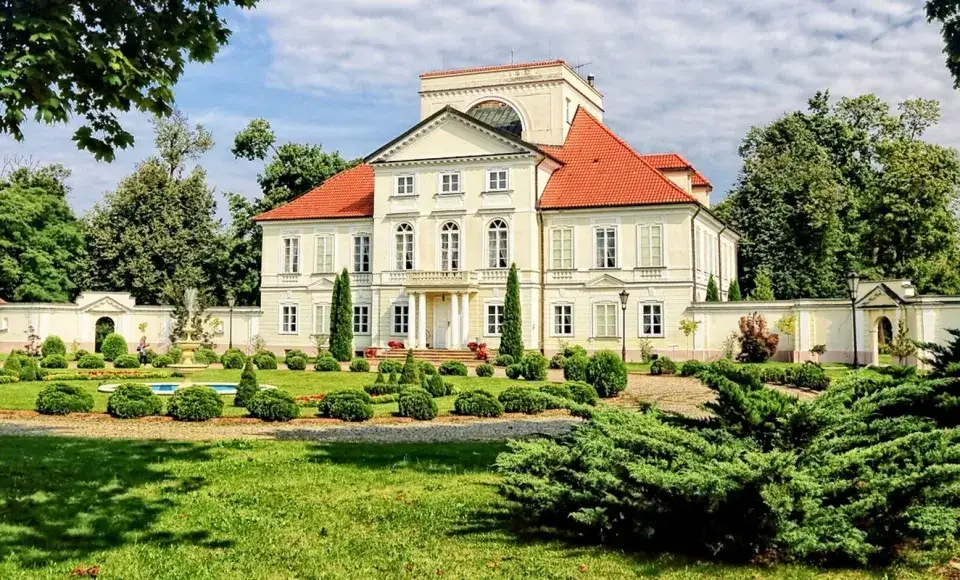 Zdjęcie Pałac Ossolińskich: fascynująca historia XVII-wiecznej rezydencji magnackiej