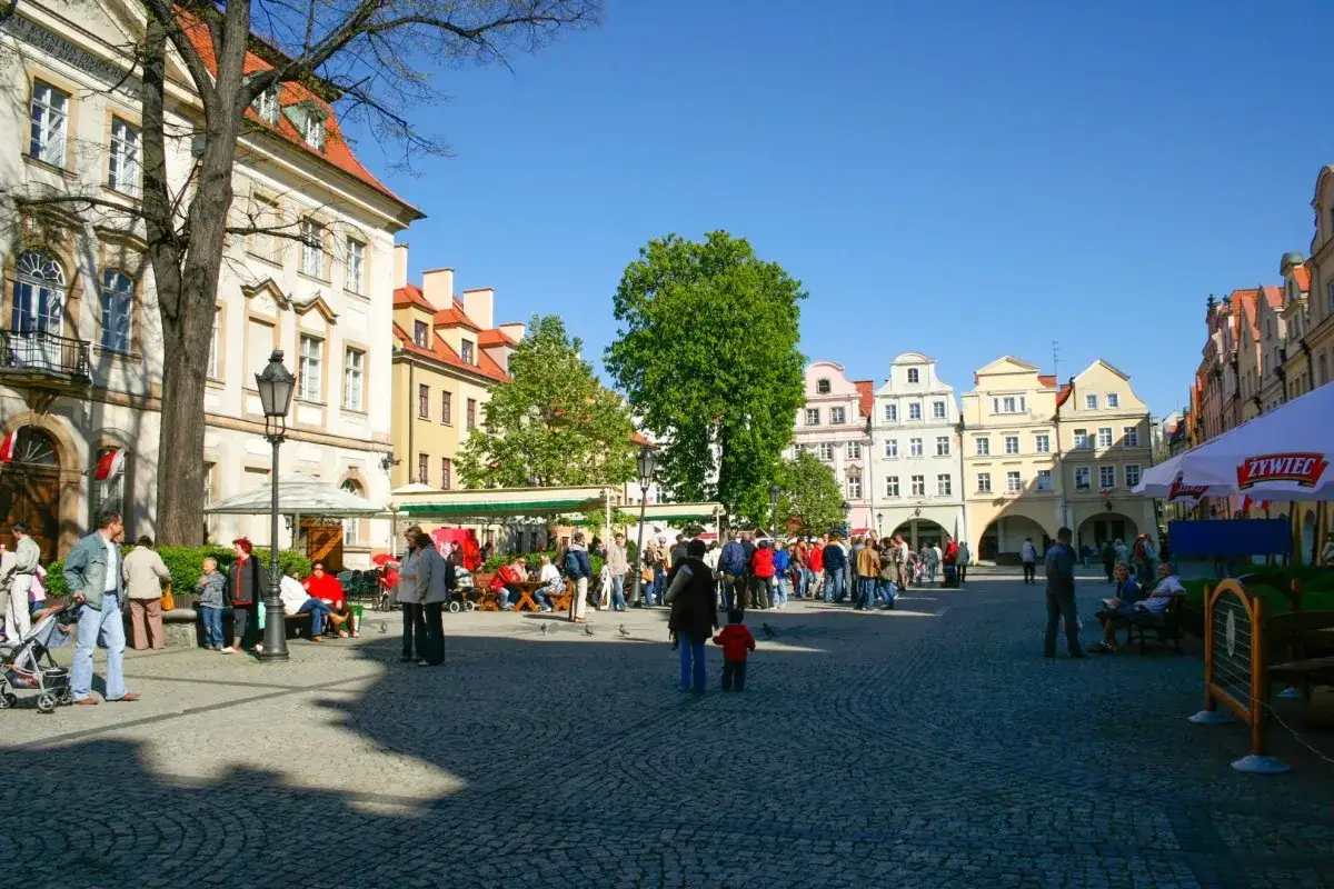 Zdjęcie Gdzie zjeść w Jeleniej Górze? Odkryj najlepsze miejsca na posiłek