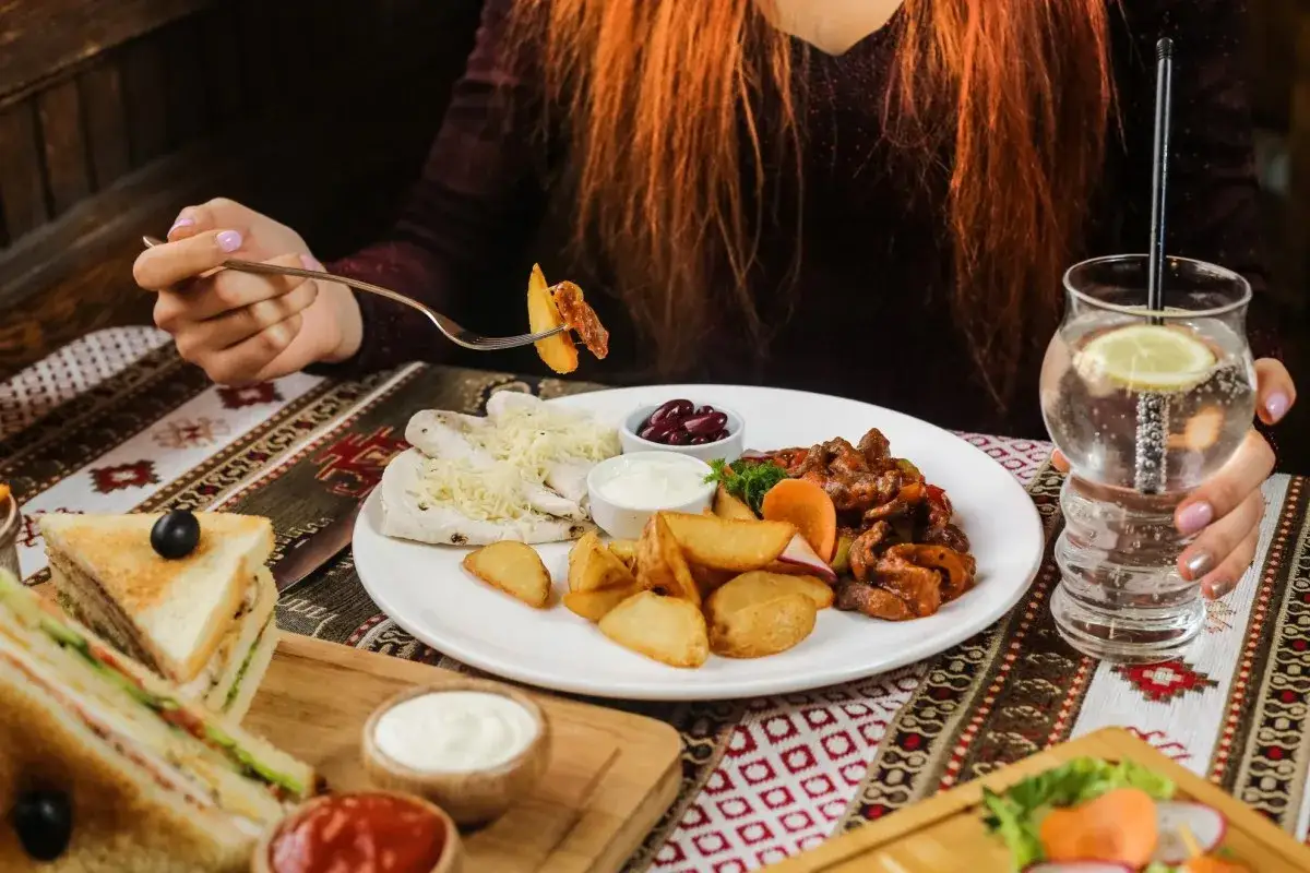 Zdjęcie Gdzie zjeść w Szklarskiej Porębie? Najlepsze miejsca na posiłek