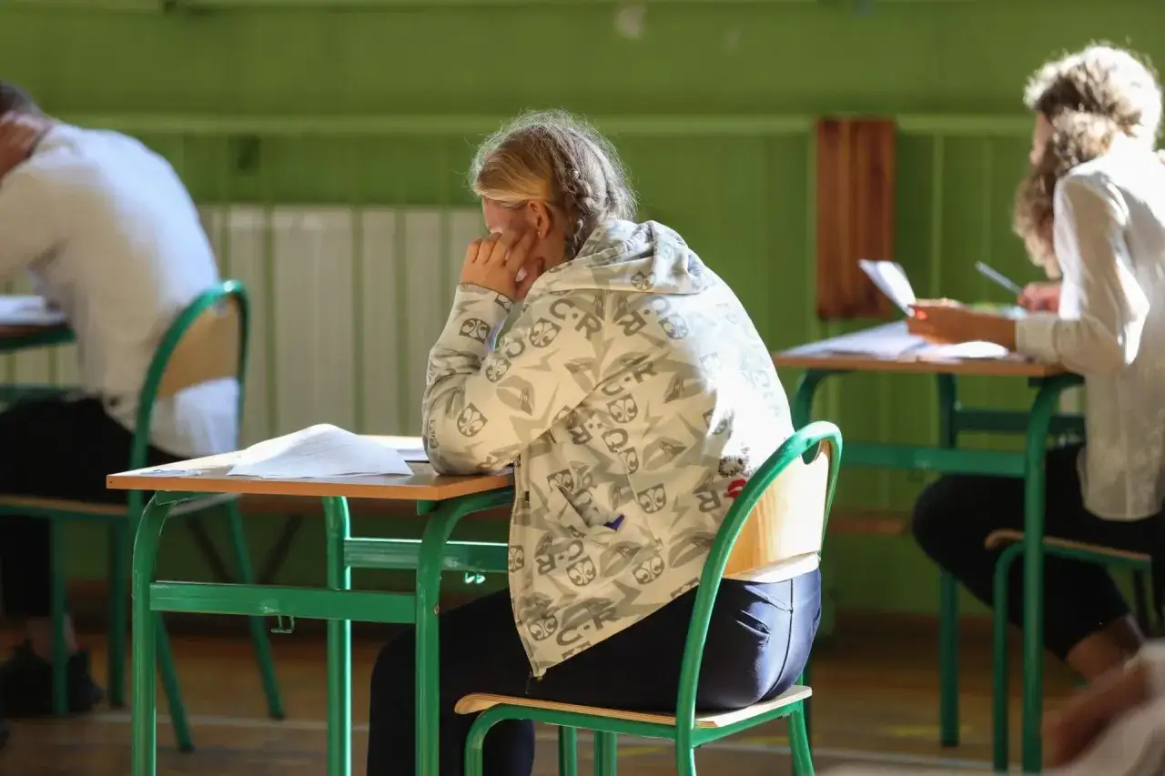 Zdjęcie Ile trwa matura rozszerzona z matematyki? Sprawdź szczegóły!