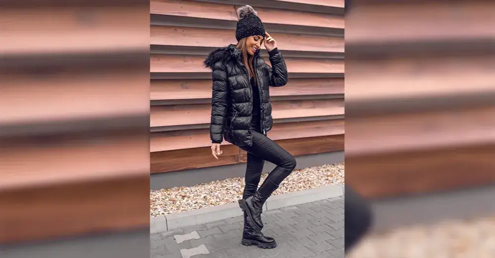 Zdjęcie Jaki kolor czapki do czarnej kurtki? Oto najlepsze połączenia!
