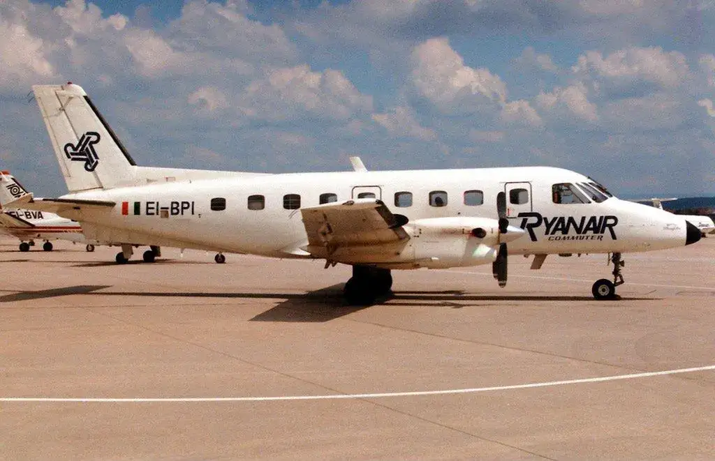 Zdjęcie Ryanair czyje to linie lotnicze? Odkryj ich kontrowersyjną historię