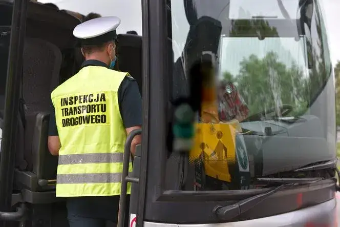 Zdjęcie Jak zgłosić autokar do kontroli i uniknąć problemów z inspekcją