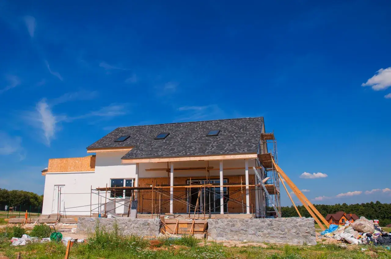 Zdjęcie Ile kosztuje wybudowanie domu 120 m2? Realne koszty i etapy