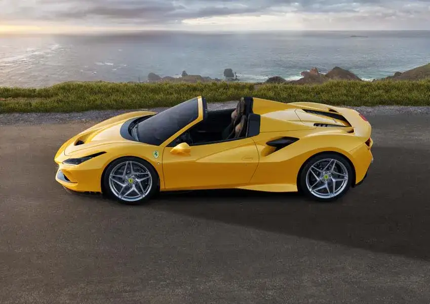 Zdjęcie Ile kosztuje ferrari f8 tributo? Poznaj zaskakujące ceny i opcje
