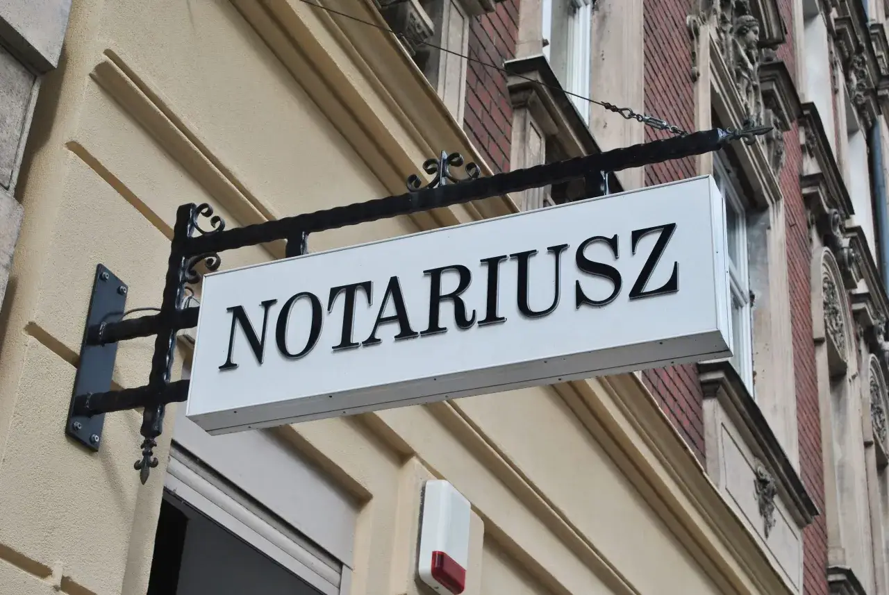 Zdjęcie Czym zajmuje się notariusz? Kluczowe obowiązki i usługi notarialne