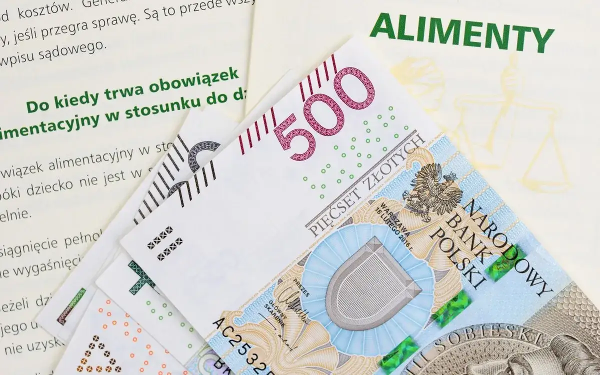 Zdjęcie Ile się czeka na alimenty z funduszu alimentacyjnego? Poznaj szczegóły