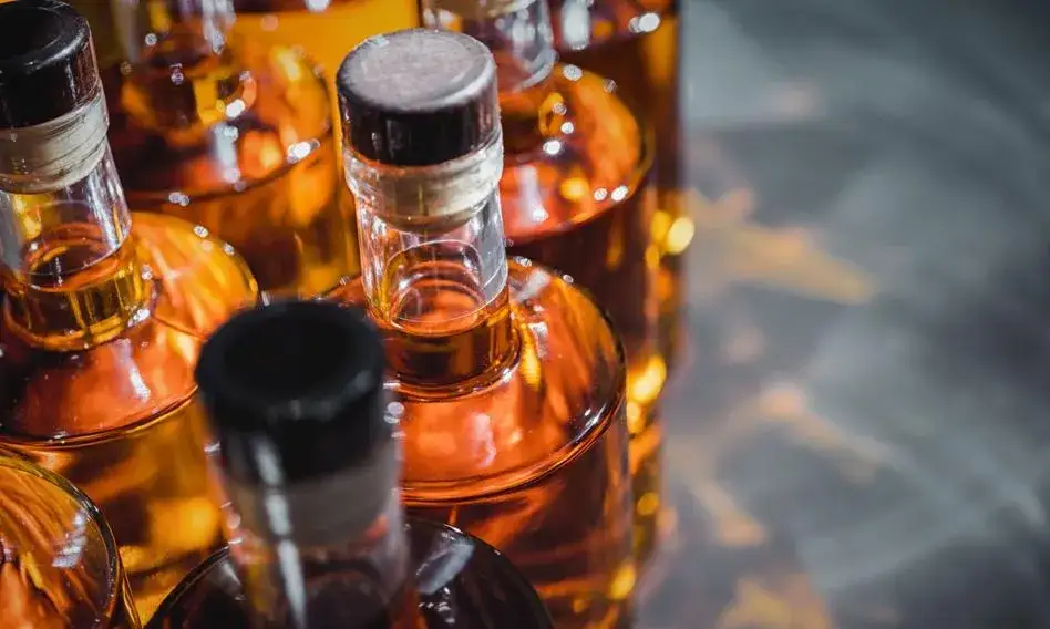 Zdjęcie Allegra i alkohol: Czy można je łączyć? Ważne ostrzeżenia