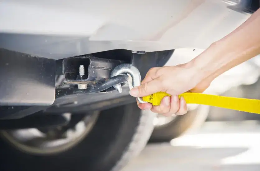 Zdjęcie Jak holować Audi A2 bezpiecznie i skutecznie - uniknij błęd&oacute;w
