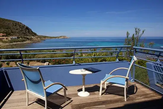 Zdjęcie Hotel Best Western w L'Île-Rousse: Komfort i Udogodnienia w Zasięgu Ręki