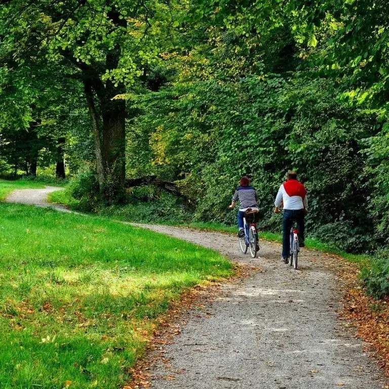 Zdjęcie Najlepsze trasy rowerowe w Dąbkach – odkryj malownicze szlaki