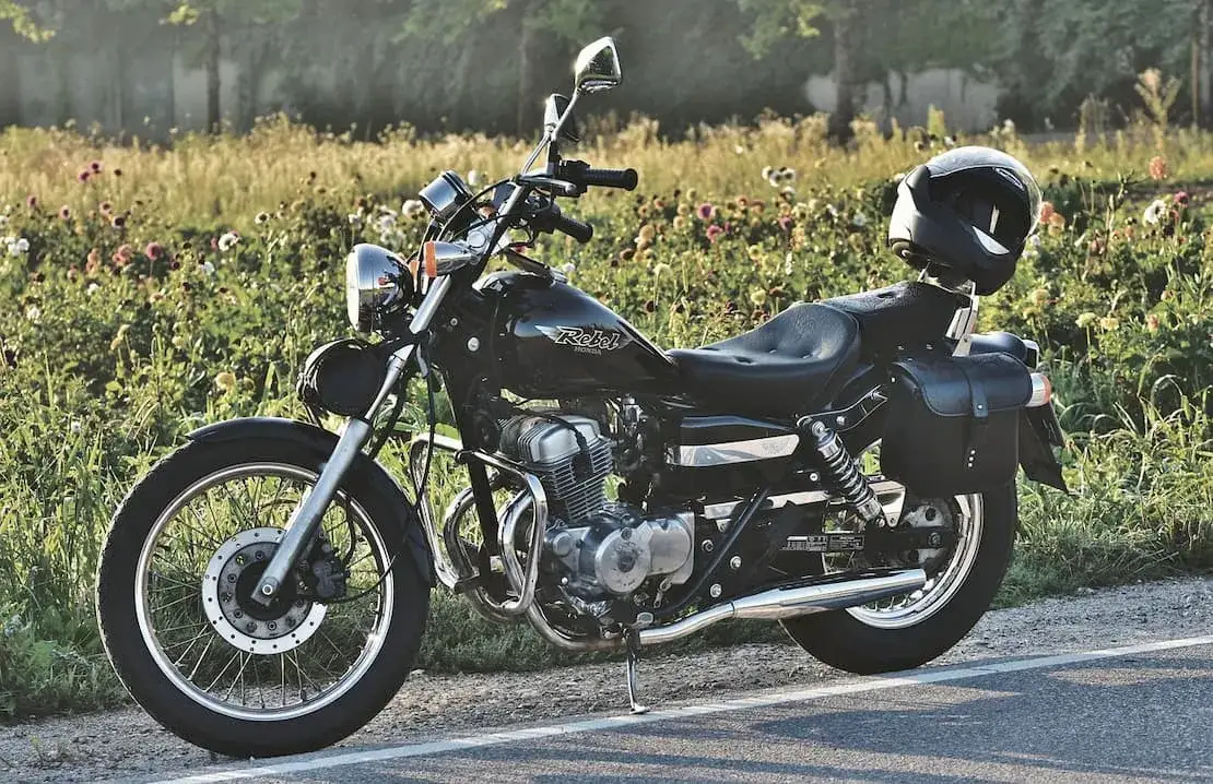 Zdjęcie Ile kosztuje rejestracja motoroweru w Polsce: Kompletny cennik opłat