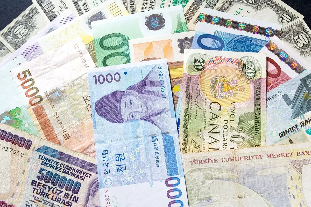 Zdjęcie Czy warto inwestować w dolary? Sprawdź ryzyko i zyski inwestycji