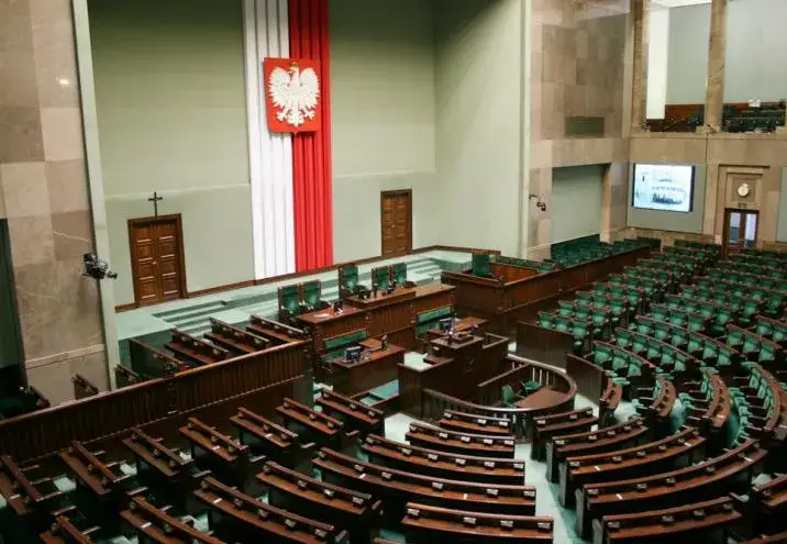 Zdjęcie Jak szybko dojechać z przystanku Wiejska do Sejmu w Warszawie