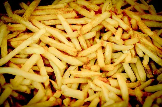 Zdjęcie Ile ważą frytki z McDonald's? Zaskakujące informacje o gramaturze