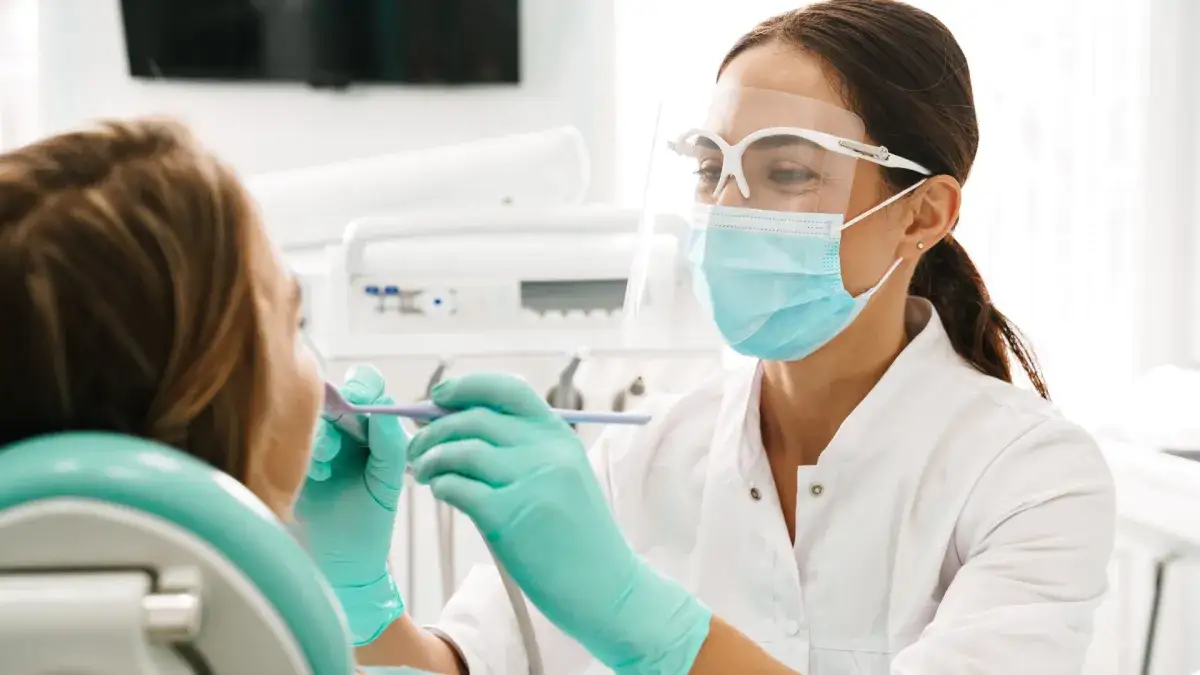 Zdjęcie Gdzie przyjmuje dentysta w niedziele? Znajdź pomoc szybko i blisko