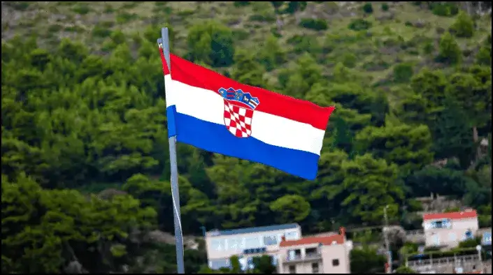 Zdjęcie Jak wygląda flaga Chorwacji? Odkryj jej znaczenie i symbole