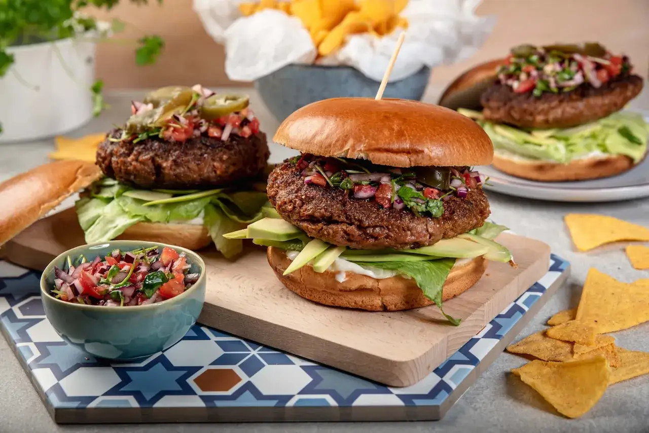 Zdjęcie Zaskakujące dodatki do burgera, które zmienią Twoje danie na zawsze