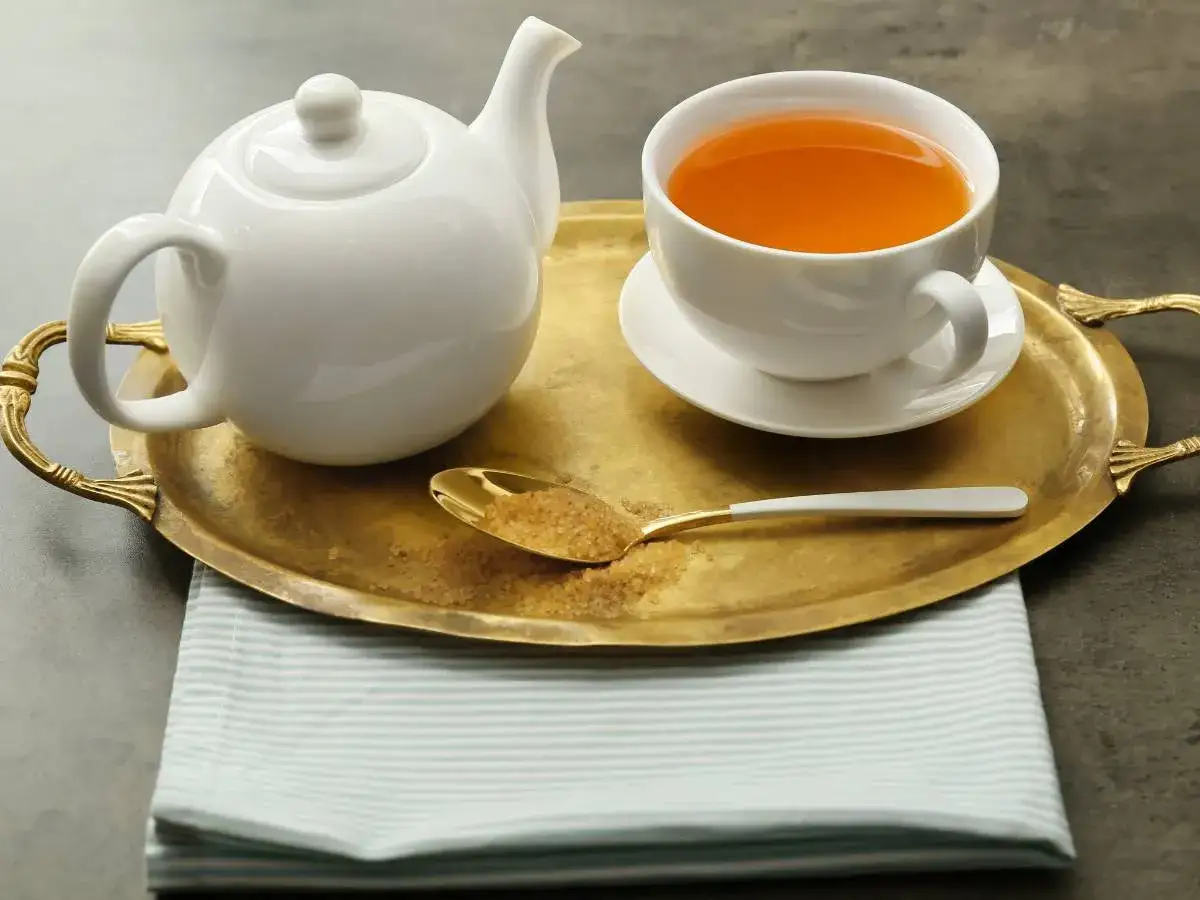 Zdjęcie Jak parzyć herbatę czerwoną pu erh, aby uniknąć goryczy i cieszyć się smakiem