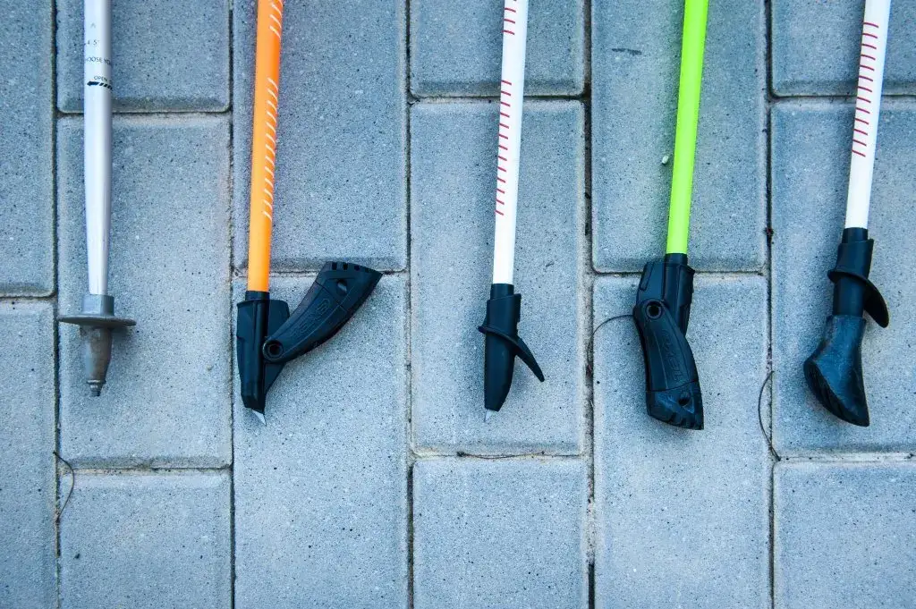 Zdjęcie Jakie końcówki do kijków nordic walking na asfalt, aby uniknąć kontuzji?
