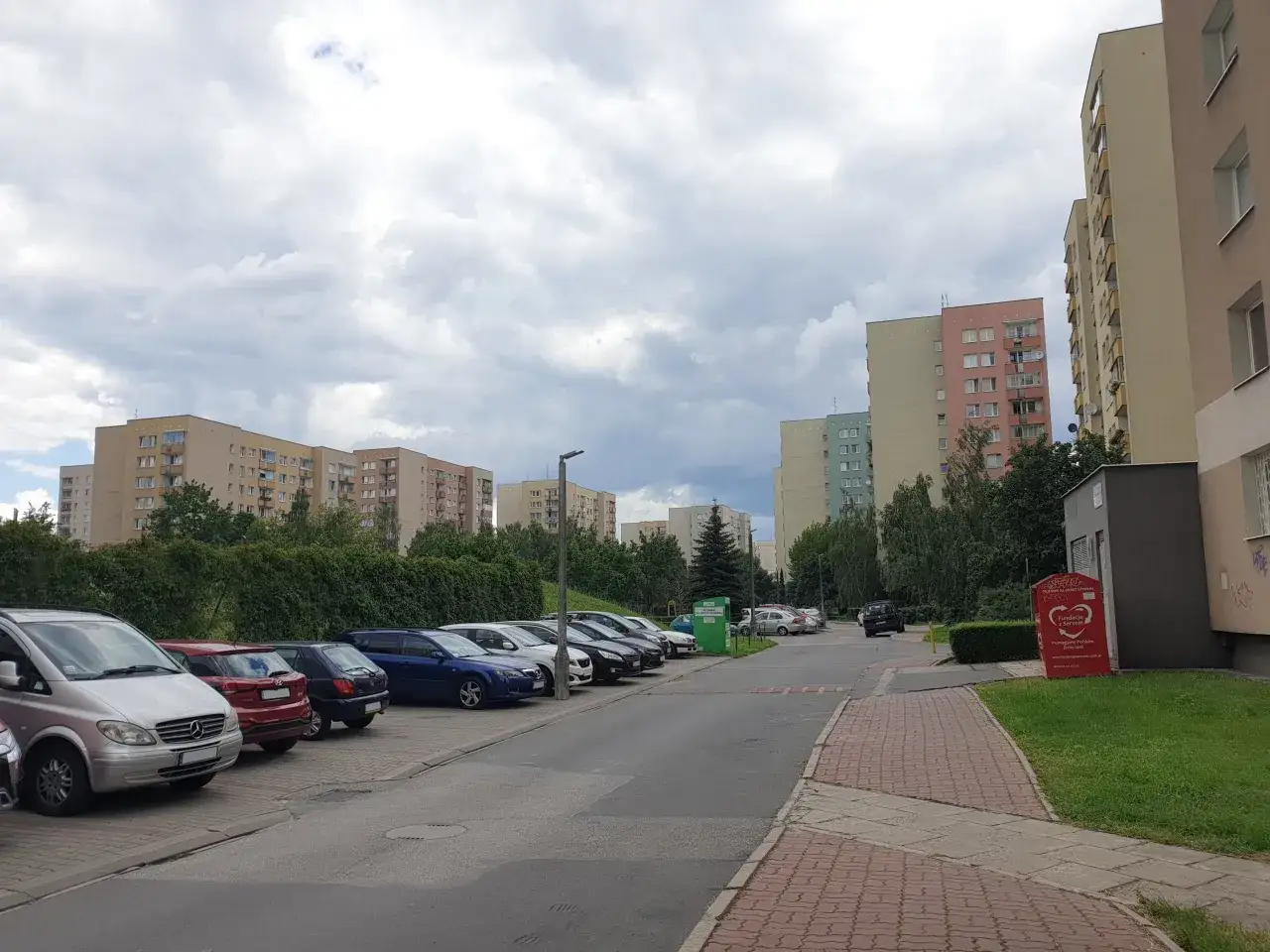 Zdjęcie Ile osiedli znajduje się w Bemowie-Lotnisku? Odkryj szczegóły!