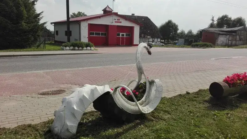 Zdjęcie Jak zrobić łabędzia z opony - proste kroki i przydatne porady