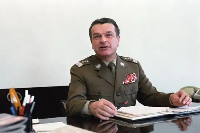 Zdjęcie Adam Duda generał - nieznane fakty o jego karierze wojskowej