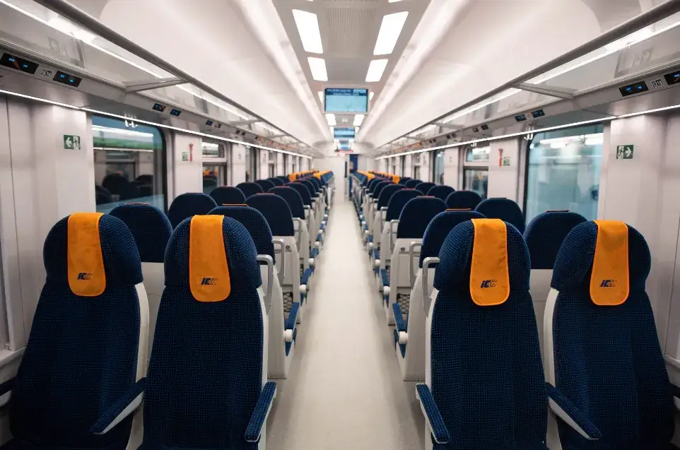 Zdjęcie Jak wygląda pociąg intercity w środku? Zobacz, co cię czeka!
