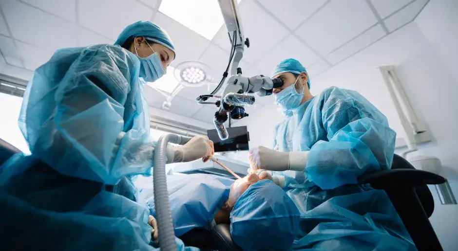 Zdjęcie Ile zarabia dentysta na godzinę? Fakty, kt&oacute;re mogą zaskoczyć