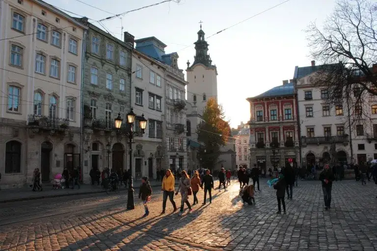 Zdjęcie Lwów atrakcje: Odkryj najpiękniejsze miejsca, które musisz zobaczyć