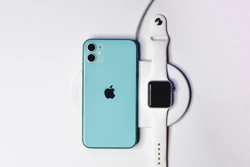 Zdjęcie Jak włączyć ładowanie indukcyjne iPhone 11 i uniknąć problemów z ładowaniem