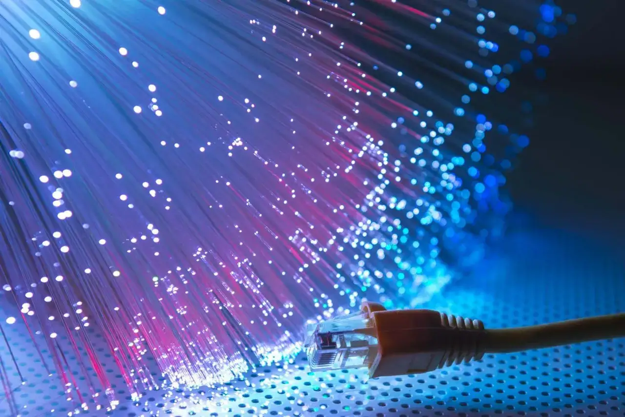 Zdjęcie Sieć 3S – co to jest i jak wpływa na telekomunikację w Polsce?