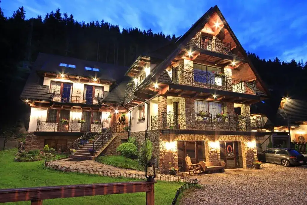 Zdjęcie Dworek pod Jodłami Zakopane - idealne miejsce na relaks i wypoczynek