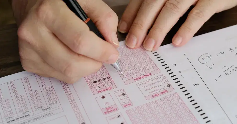 Zdjęcie Czy w rekrutacji na studia liczą się oceny? Oto, co musisz wiedzieć