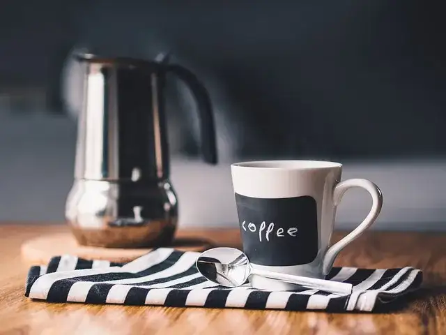 Zdjęcie Ile kosztuje kawa w Szwajcarii? Zaskakujące ceny, które musisz znać