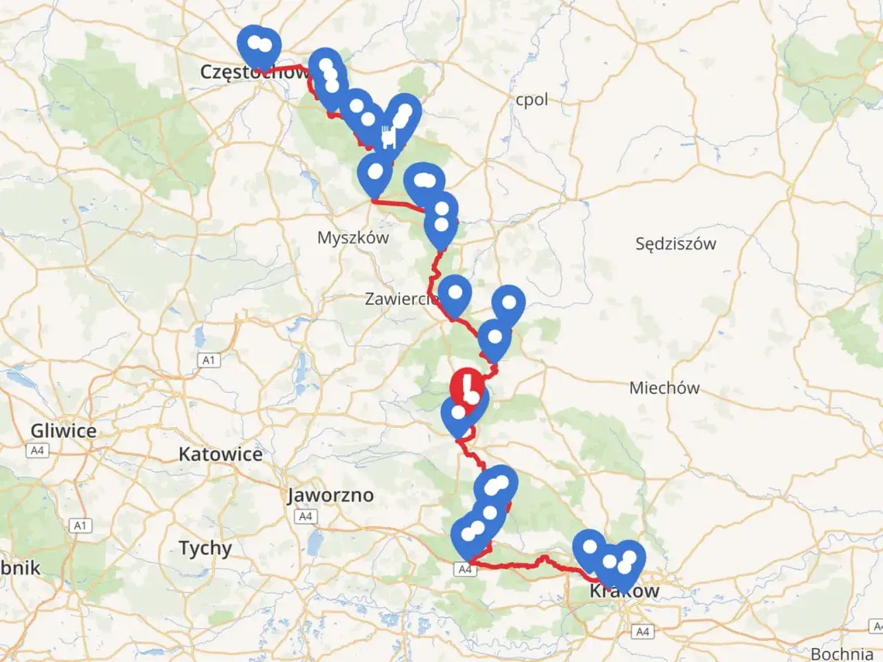Zdjęcie Szlak Orlich Gniazd na motocyklu: trasa, atrakcje i bezpieczeństwo dla motocyklistów