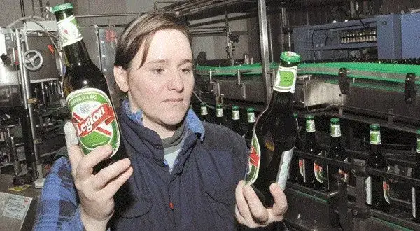 Zdjęcie Gdzie kupić piwo darłowskie? Sprawdź najlepsze miejsca w Darłowie
