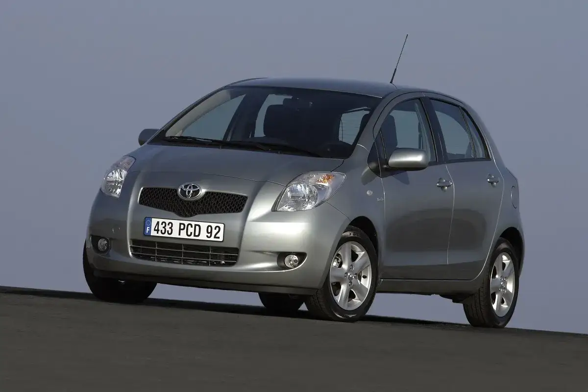Zdjęcie Toyota yaris 1.0 co ile wymiana rozrządu - prawda o łańcuchu rozrządu