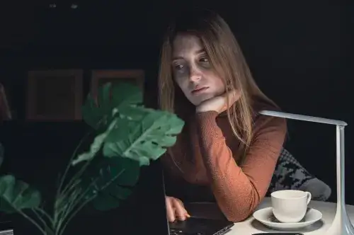 Zdjęcie Depresja sezonowa objawy – jak je rozpoznać i co z nimi zrobić