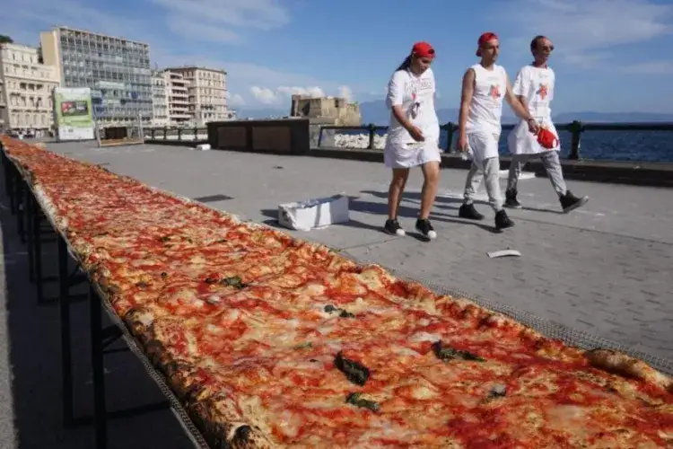 Zdjęcie Gdzie powstała pizza? Neapol i tajemnica jej narodzin