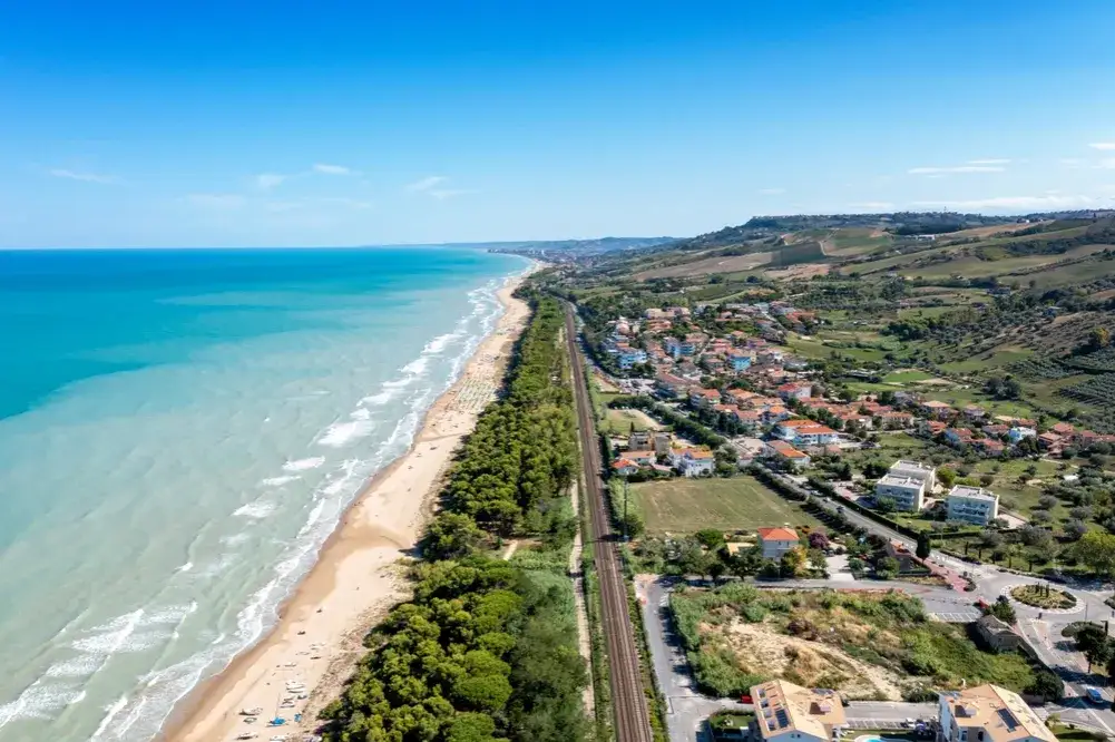 Zdjęcie Silvi, Vasto, Pineto: scopri le migliori localit&agrave; balneari Abruzzo