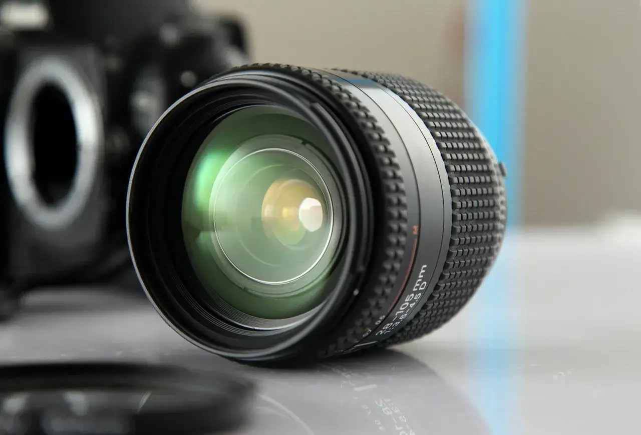Zdjęcie Obiektyw fotograficzny: Co to jest i jak wybrać idealny?