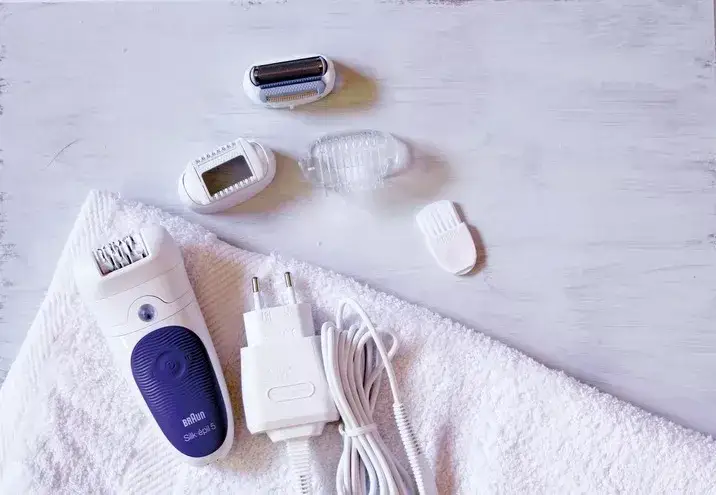 Zdjęcie Czy depilator boli? Odkryj prawdę o bólu podczas depilacji