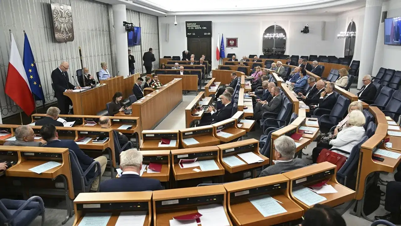Zdjęcie Co jest wyżej sejm czy senat? Odkryj różnice i hierarchię w parlamencie